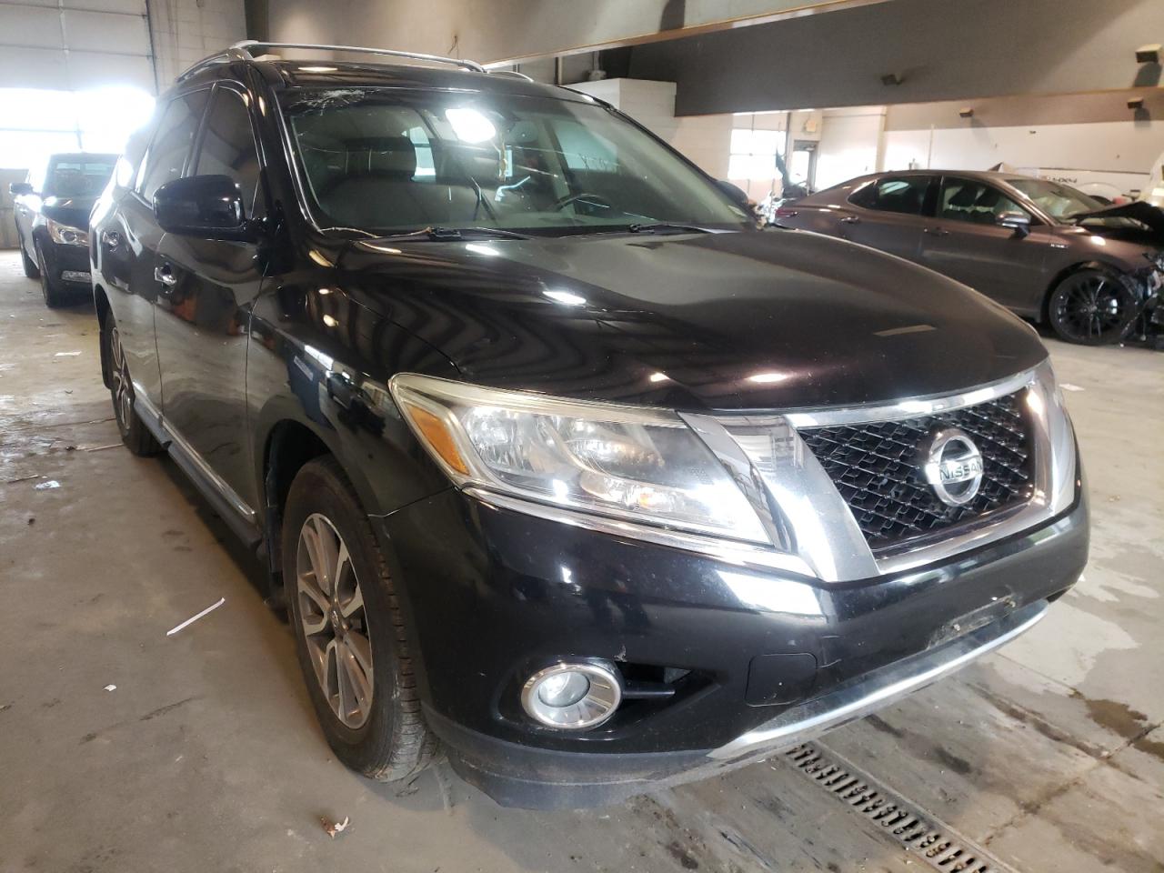 NISSAN PATHFINDER 2014 with VIN 5N1AR2MN9EC709698 - Photo from auction
