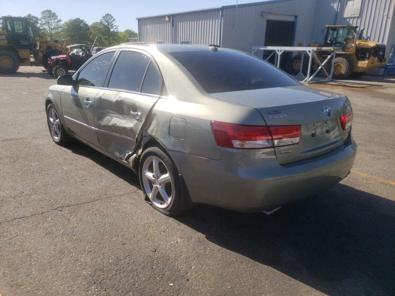Photo 3 from auction – 2008 HYUNDAI SONATA SE with VIN 5NPEU46F48H354311