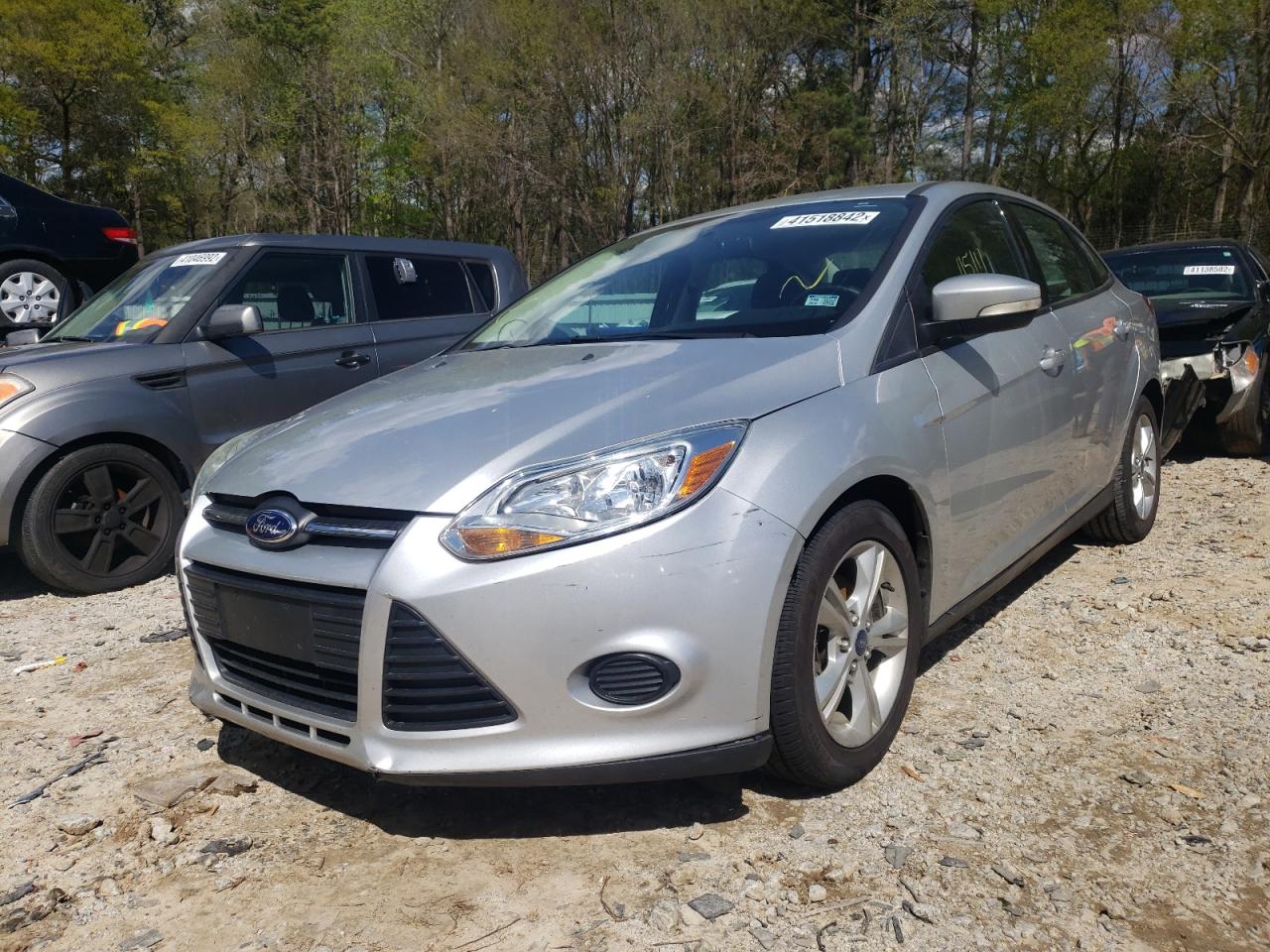 Photo 2 from auction – 2014 FORD FOCUS SE with VIN 1FADP3F28EL153518
