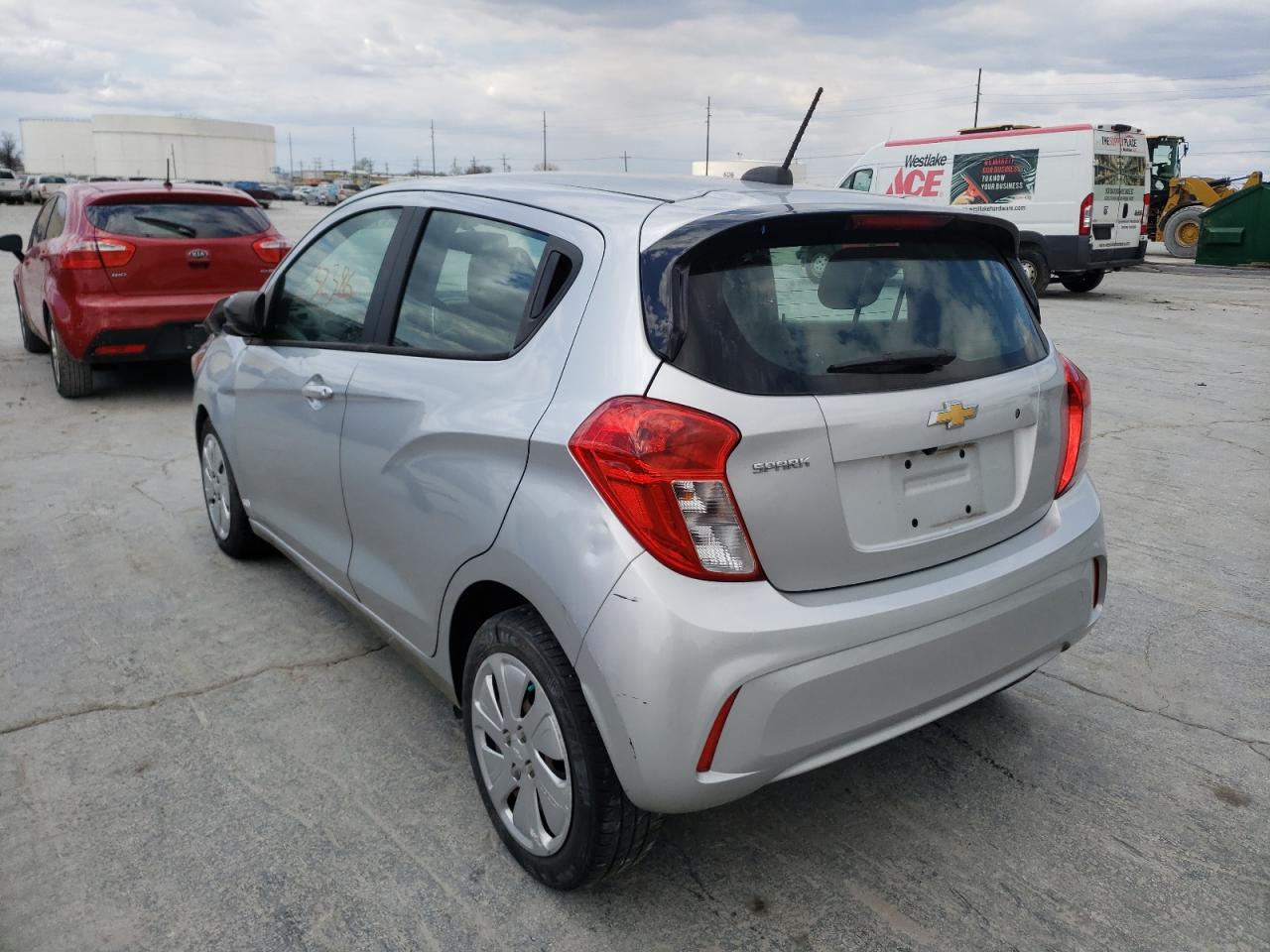 Photo 3 from auction – 2017 CHEVROLET SPARK LS with VIN KL8CB6SA5HC786333
