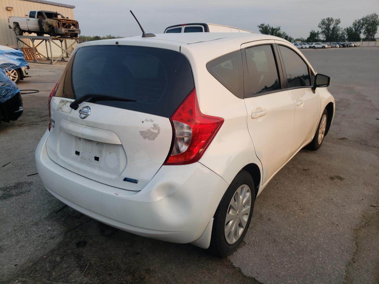 Photo 4 from auction – 2016 NISSAN VERSA NOTE with VIN 3N1CE2CPXGL394786