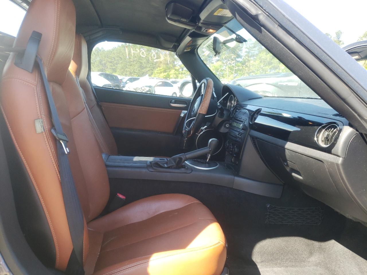 Photo 5 from auction – 2008 MAZDA MX-5 MIATA with VIN JM1NC26F580145339
