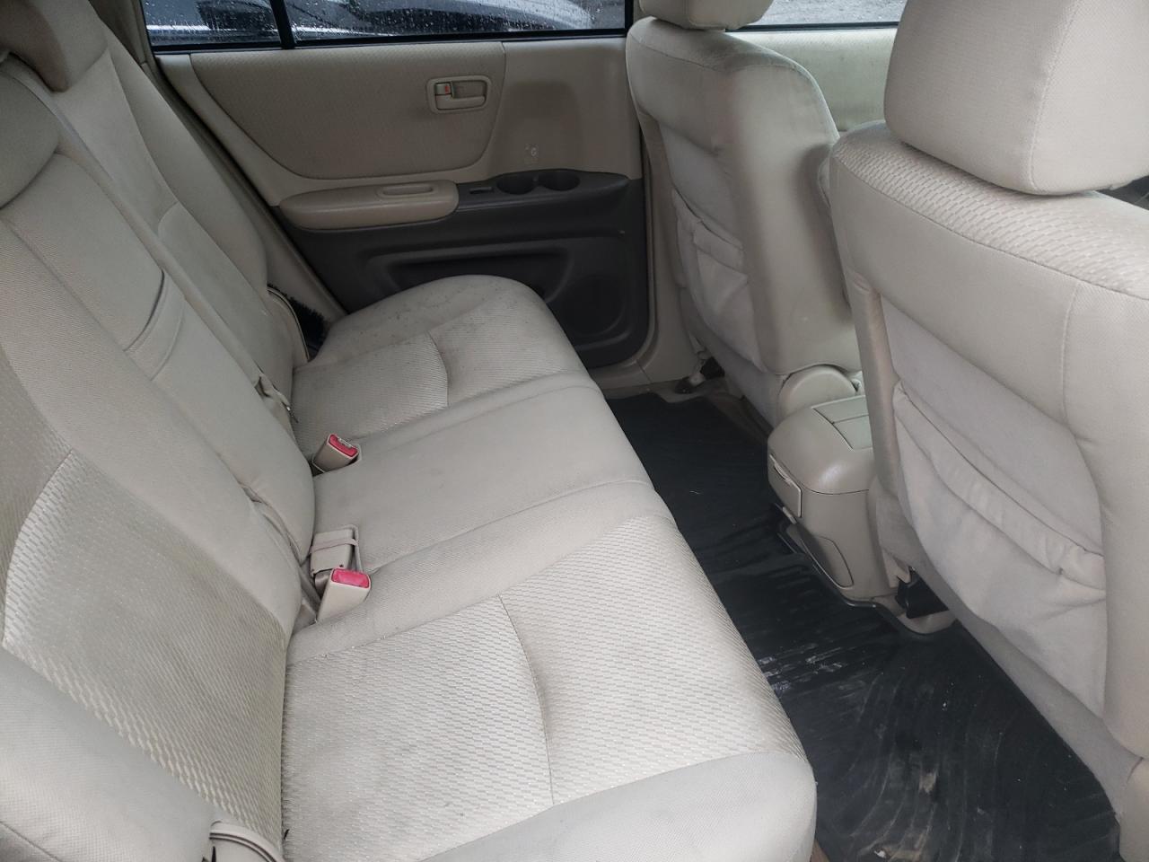 Photo 6 from auction – 2005 TOYOTA HIGHLANDER with VIN JTEEP21A250113620