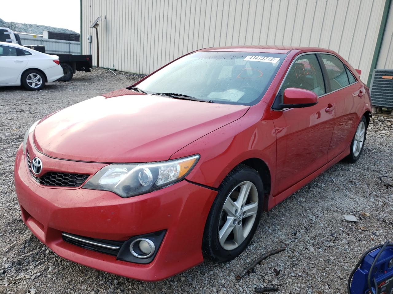 Photo 2 from auction – 2014 TOYOTA CAMRY L with VIN 4T1BF1FK3EU753054
