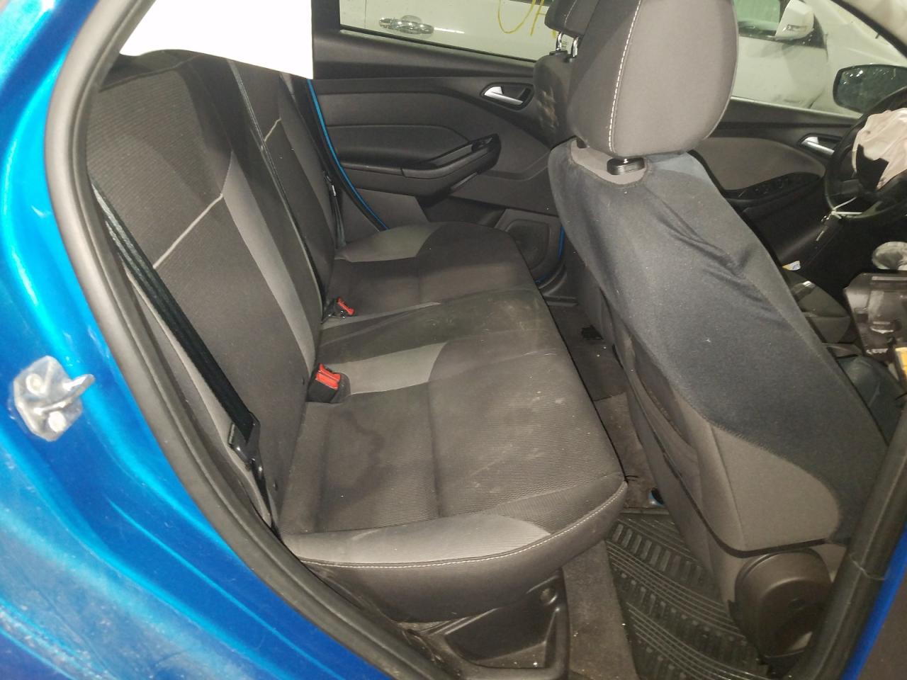 Photo 6 from auction – 2014 FORD FOCUS SE with VIN 1FADP3F24EL241935