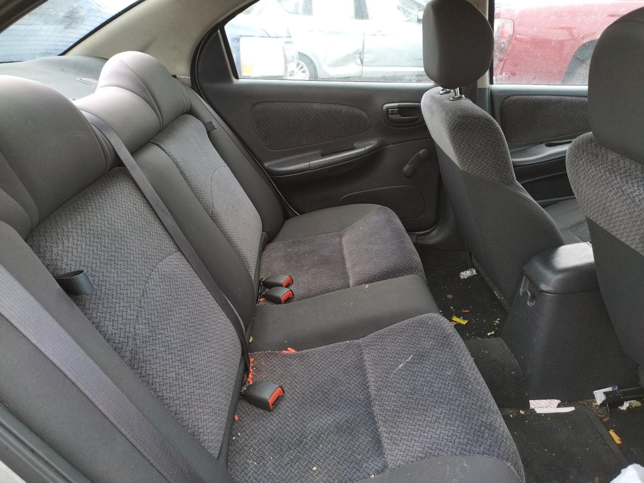 Photo 6 from auction – 2002 DODGE NEON ES with VIN 1B3ES56C12D590463