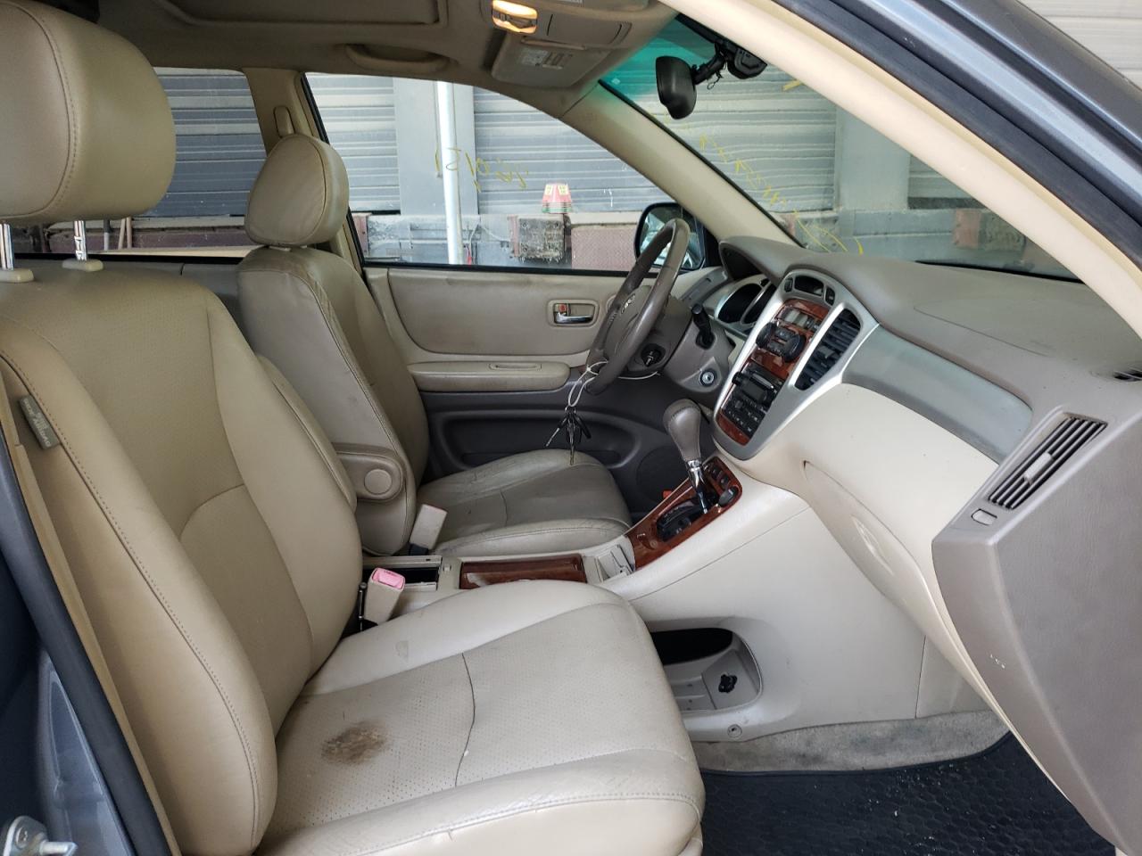 Photo 5 from auction – 2006 TOYOTA HIGHLANDER with VIN JTEEP21A760148302