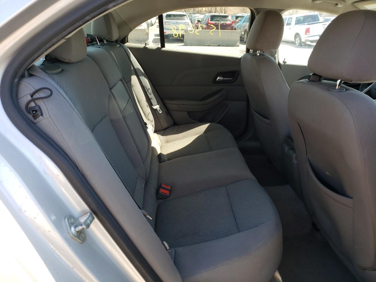 Photo 6 from auction – 2013 CHEVROLET MALIBU LS with VIN 1G11B5SA3DF194116