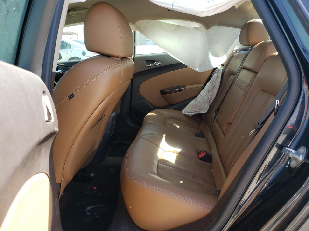 Photo 6 from auction – 2014 BUICK VERANO with VIN 1G4PS5SKXE4200397
