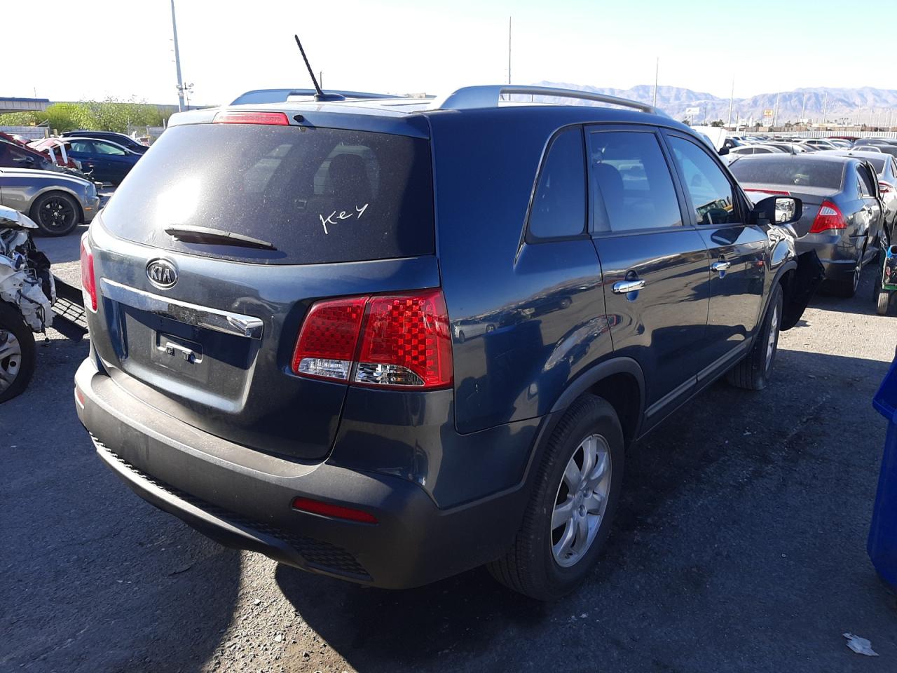 Photo 4 from auction – 2011 KIA SORENTO BA with VIN 5XYKT4A24BG159253