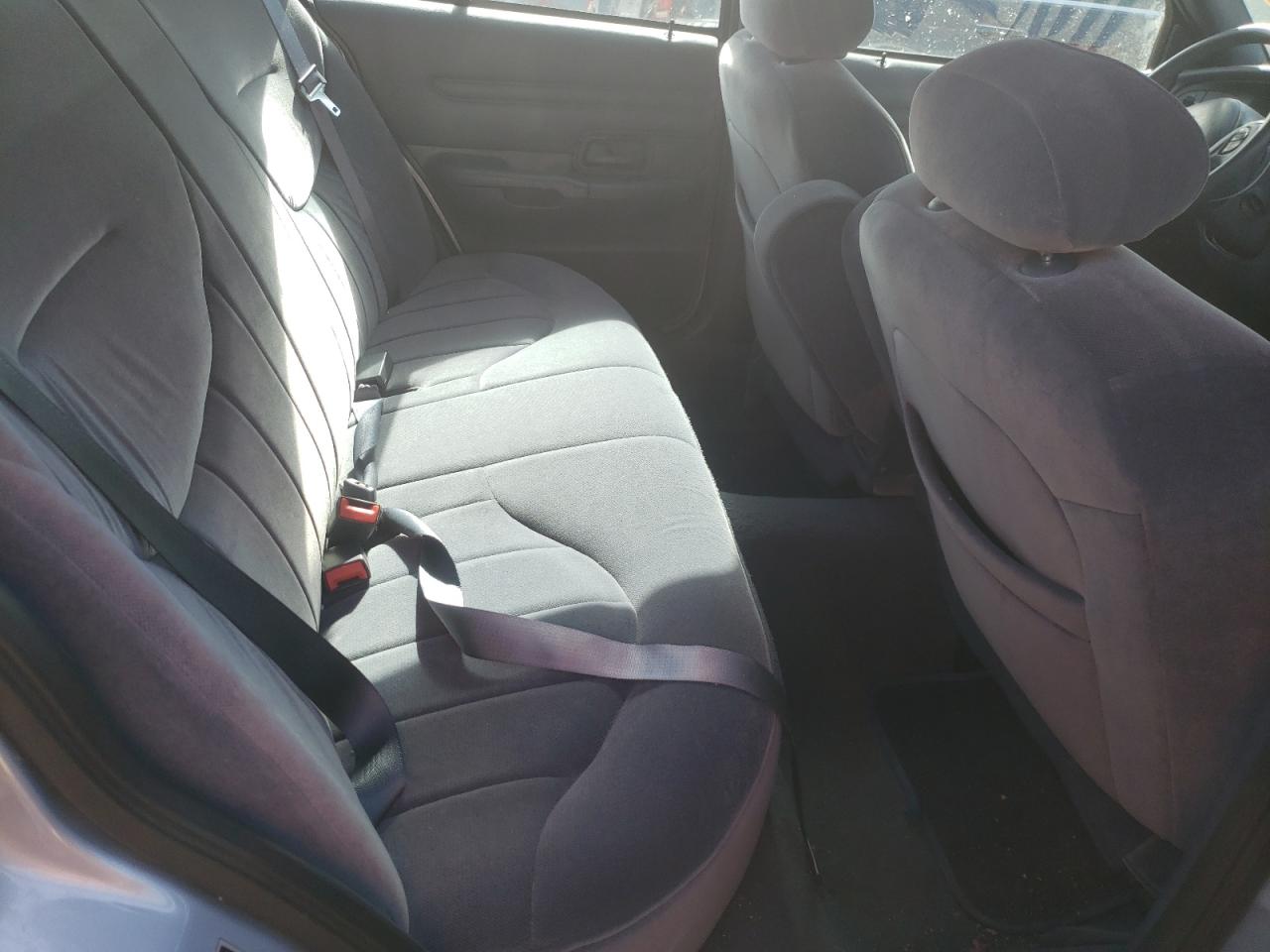 Photo 6 from auction – 2002 FORD CROWN VICT with VIN 2FAFP73W02X111592