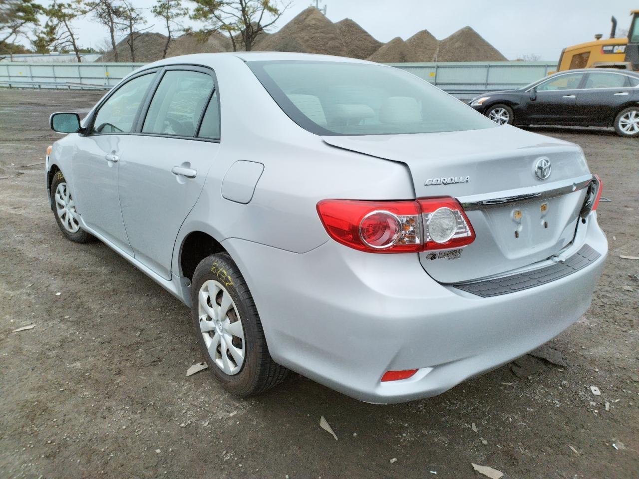 Photo 3 from auction – 2011 TOYOTA COROLLA BA with VIN JTDBU4EE8B9144838