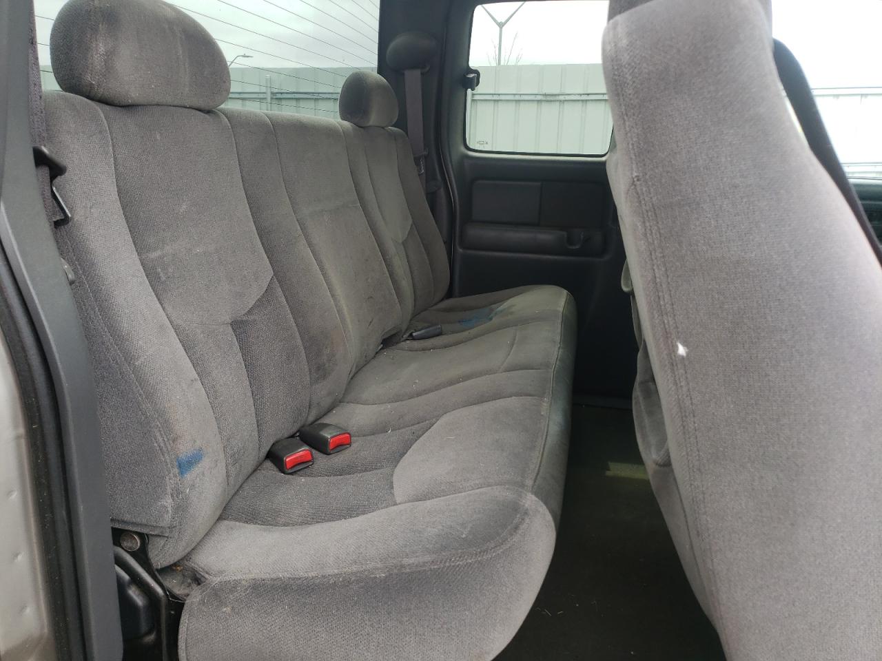Photo 6 from auction – 2004 GMC SIERRA with VIN 1GTHK29U54E199621