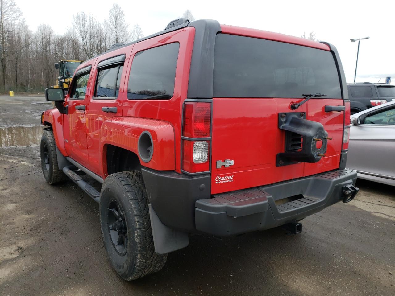 Photo 3 from auction – 2006 HUMMER H3 with VIN 5GTDN136368106177