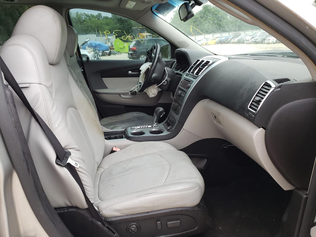 Photo 5 from auction – 2007 GMC ACADIA SLT with VIN 1GKER33717J102521