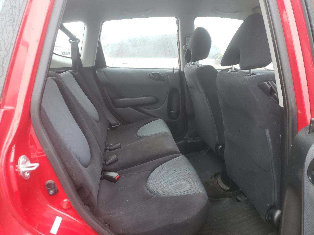 Photo 6 from auction – 2007 HONDA FIT S with VIN JHMGD38667S014530