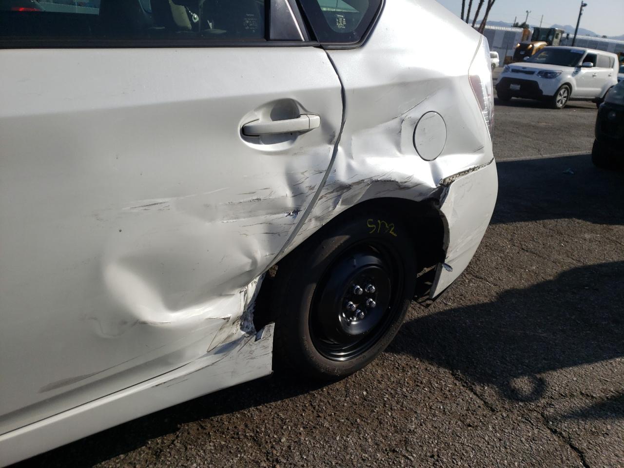 Photo 9 from auction – 2015 TOYOTA PRIUS with VIN JTDKN3DU7F1929808
