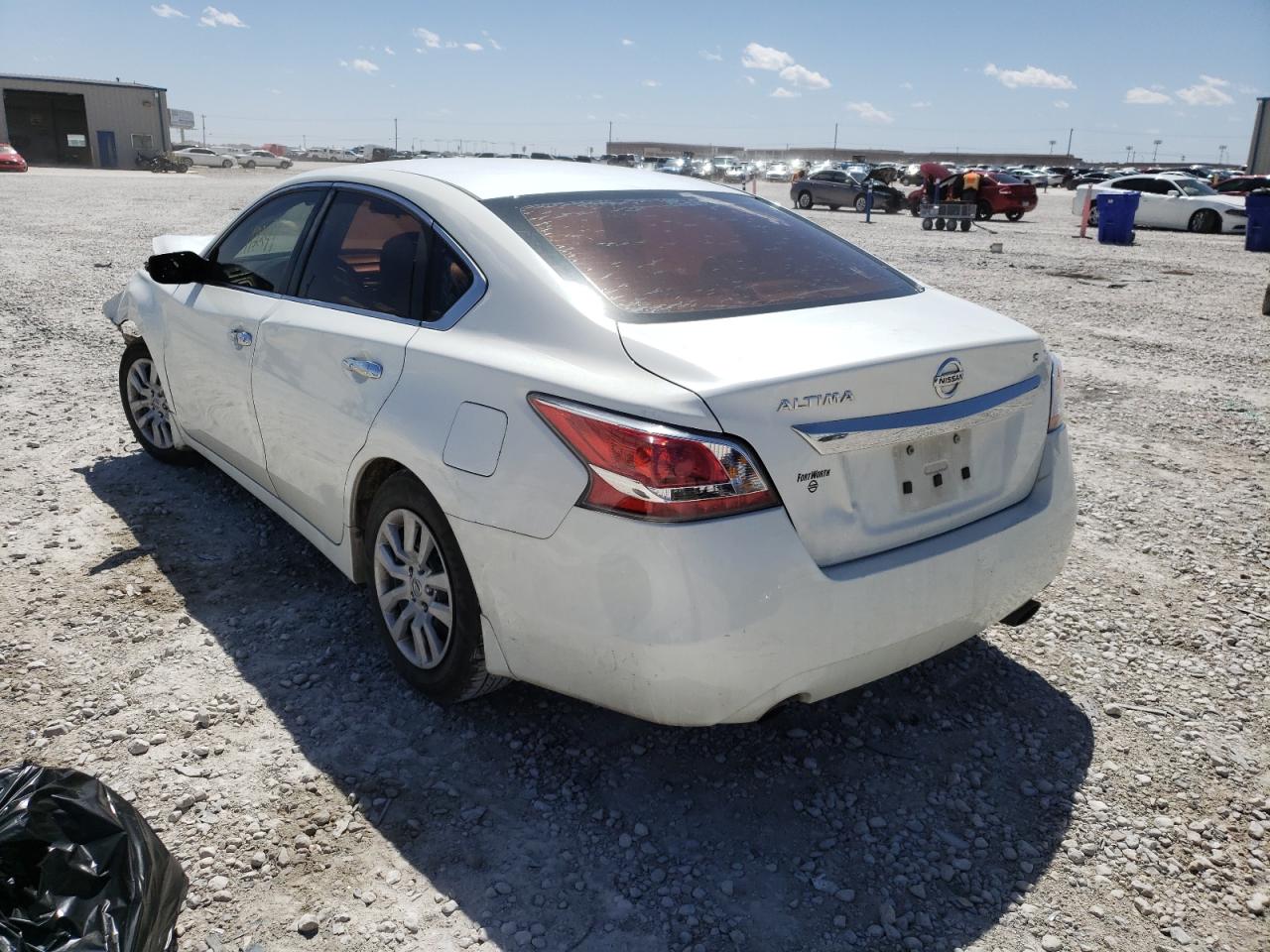 Photo 3 from auction – 2015 NISSAN ALTIMA 2.5 with VIN 1N4AL3AP2FN371591