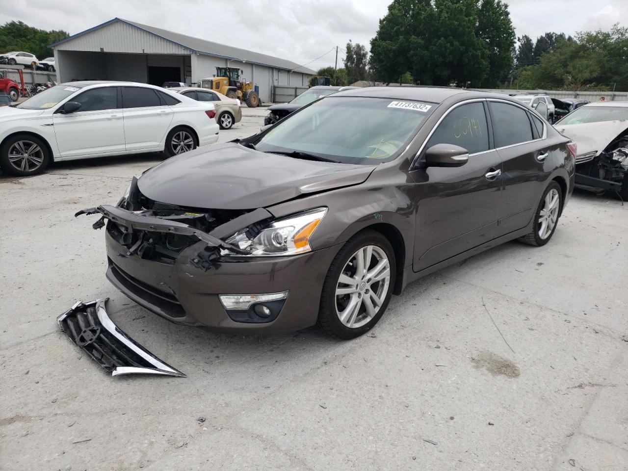 Photo 2 from auction – 2013 NISSAN ALTIMA 3.5 with VIN 1N4BL3AP2DC297991