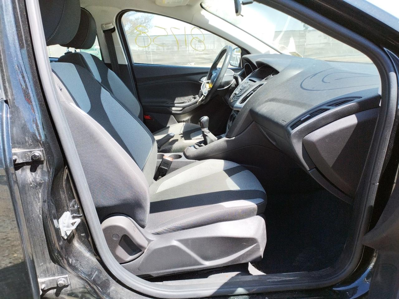 Фото 5 с аукциона – 2014 FORD FOCUS SE с VIN 1FADP3K29EL446446