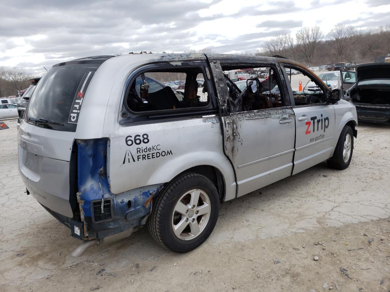 Photo 4 from auction – 2012 DODGE GRAND CARA with VIN 2C4RDGCG1CR275190