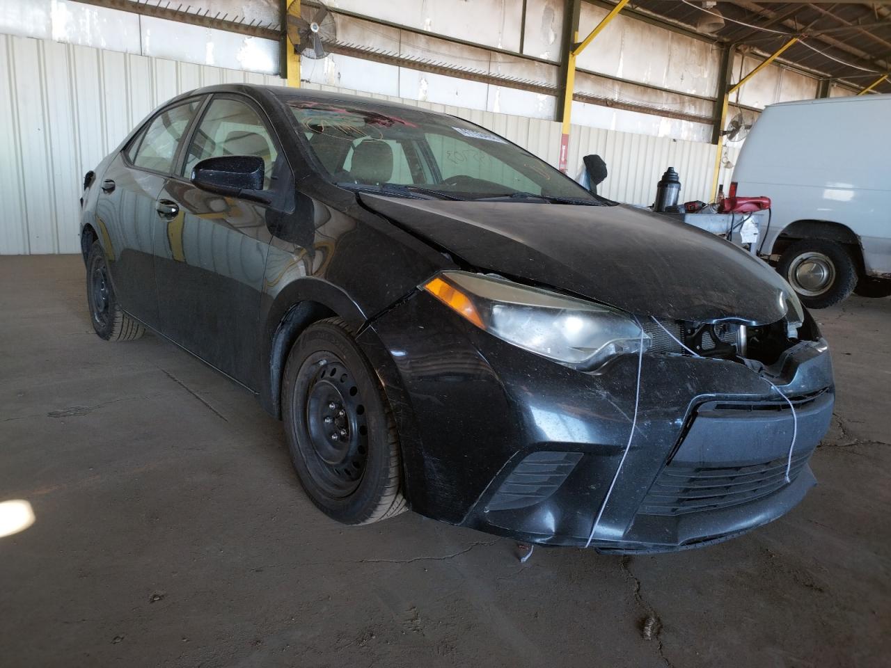 TOYOTA COROLLA L 2014 with VIN 5YFBURHE5EP028620 - Photo from auction