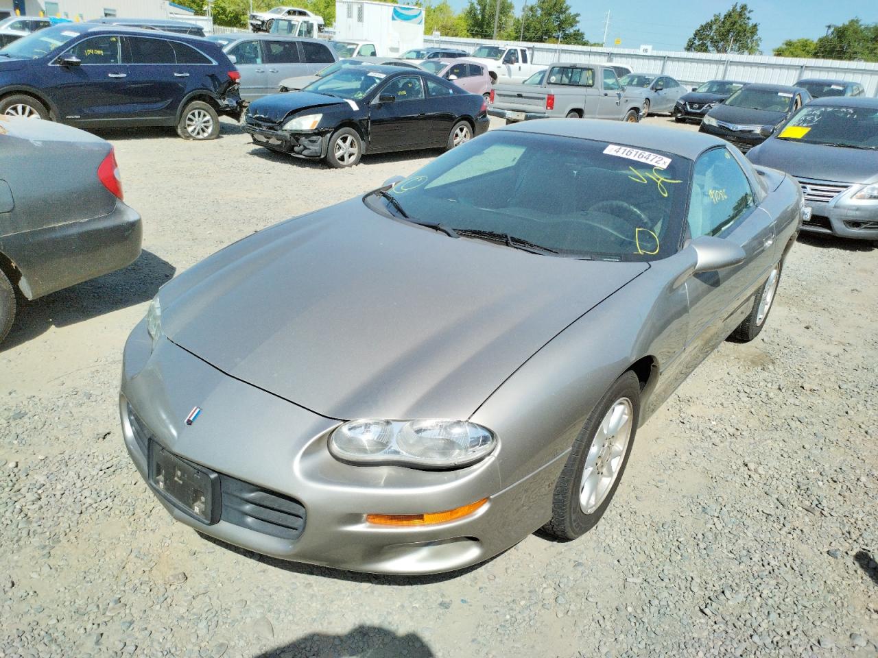 Photo 2 from auction – 2002 CHEVROLET CAMARO with VIN 2G1FP22K622140127