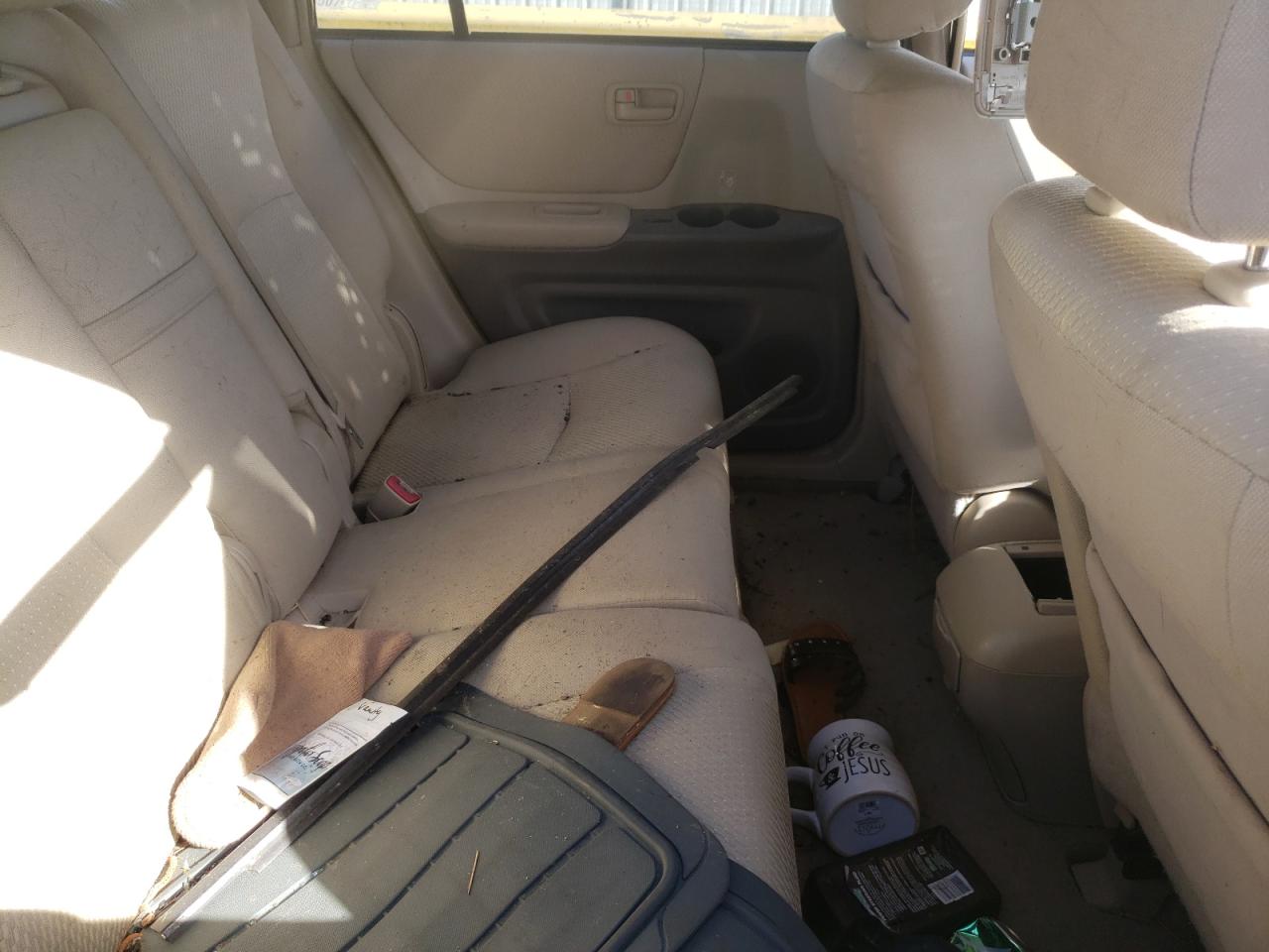 Photo 6 from auction – 2005 TOYOTA HIGHLANDER with VIN JTEDP21A550053473