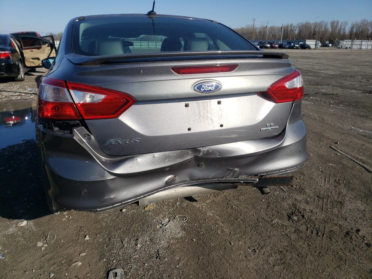 Photo 9 from auction – 2014 FORD FOCUS SE with VIN 1FADP3F25EL420162