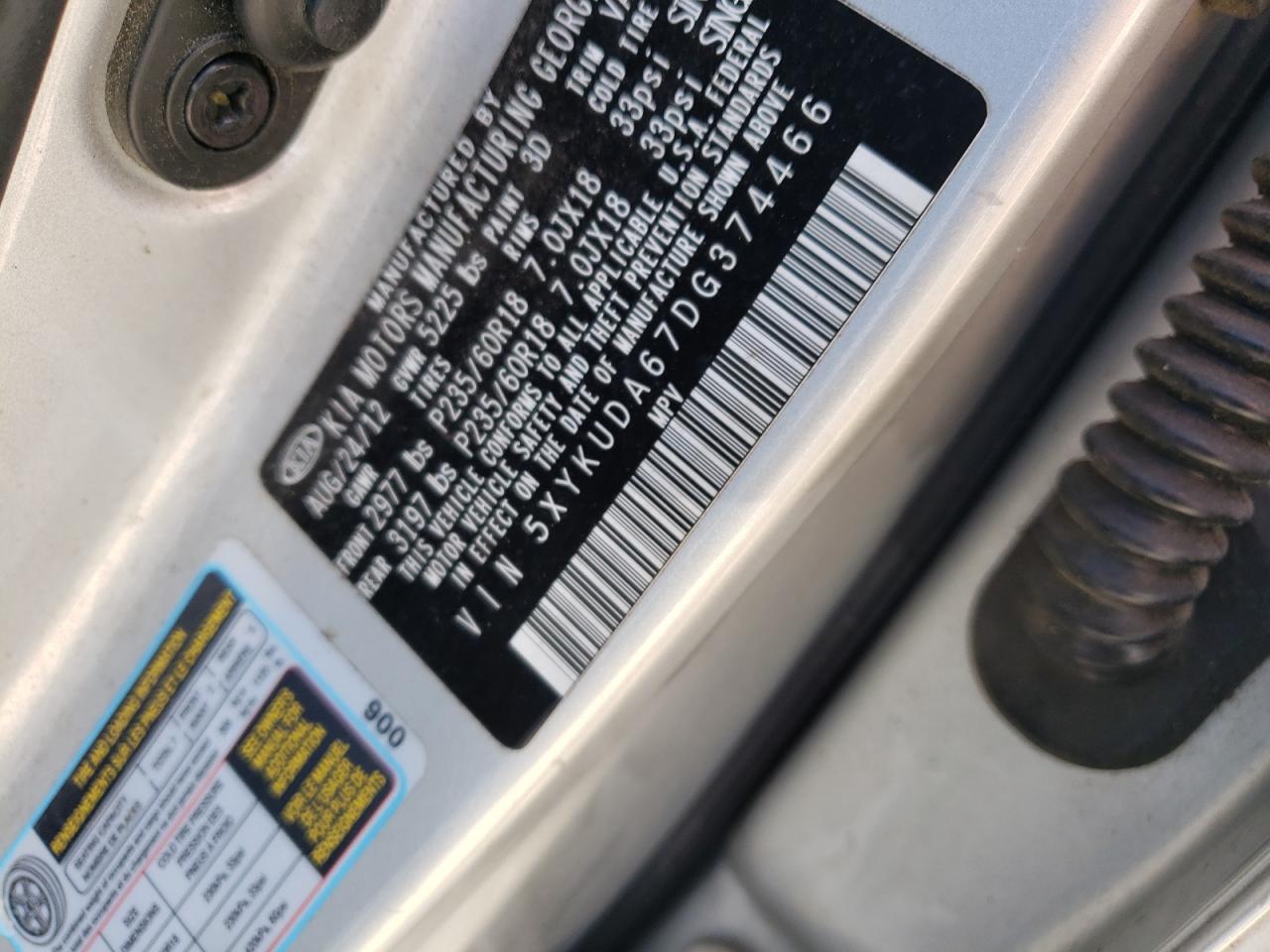 Photo 10 from auction – 2013 KIA SORENTO EX with VIN 5XYKUDA67DG374466
