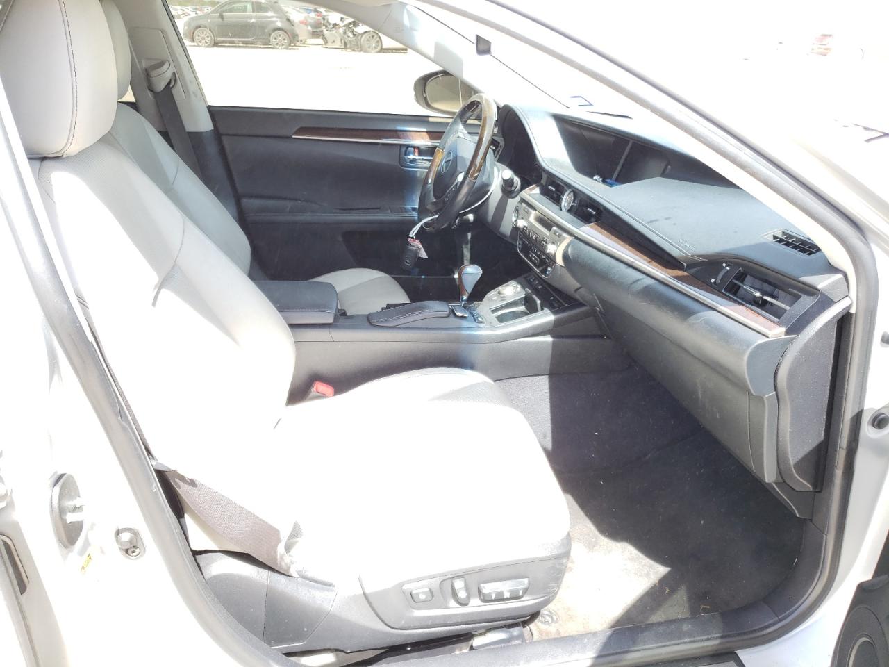 Photo 5 from auction – 2014 LEXUS ES 350 with VIN JTHBK1GG8E2140612