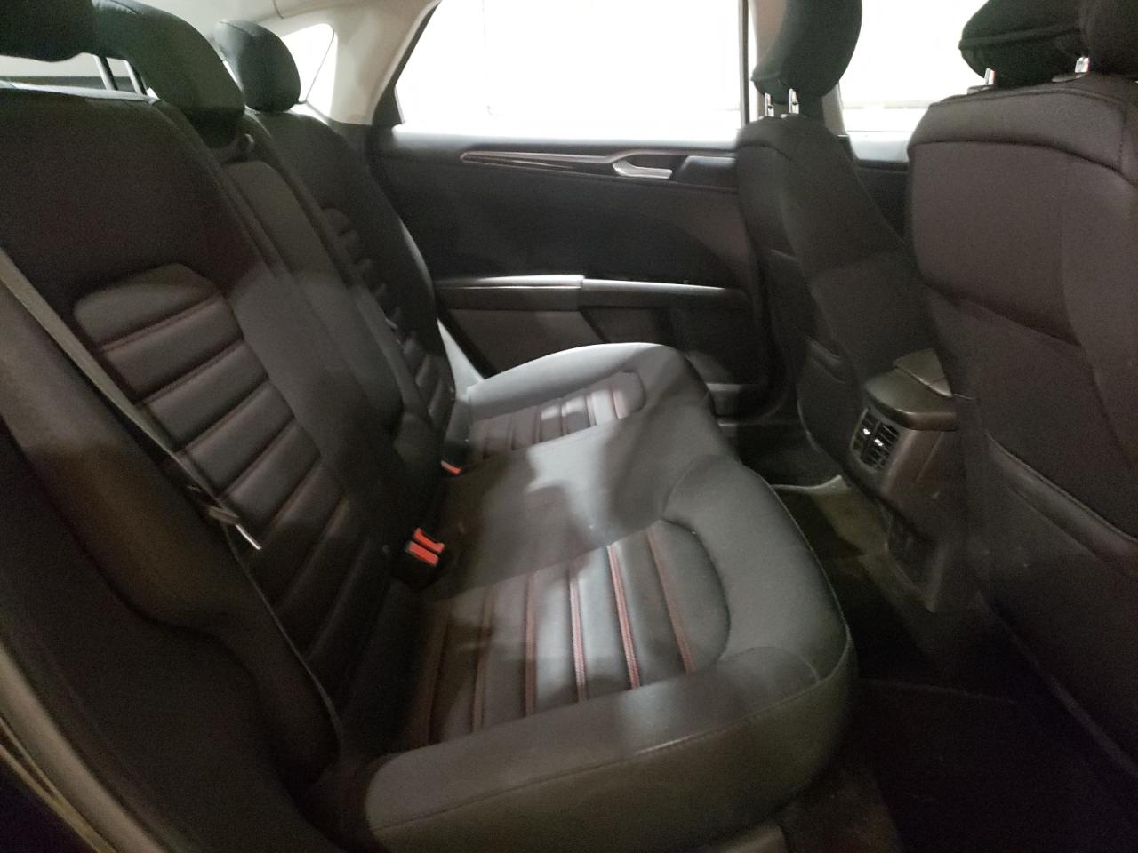 Photo 6 from auction – 2015 FORD FUSION SE with VIN 3FA6P0HD2FR260699