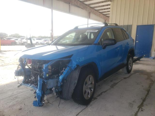 Photo 2 from auction – 2020 TOYOTA RAV4 LE with VIN JTMH1RFV3LD050167