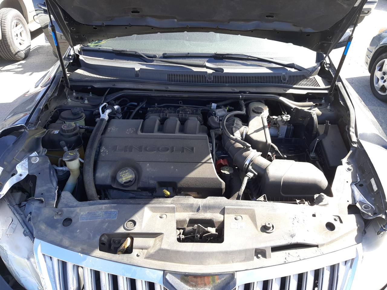 Photo 7 from auction – 2009 LINCOLN MKS with VIN 1LNHM94R39G620894