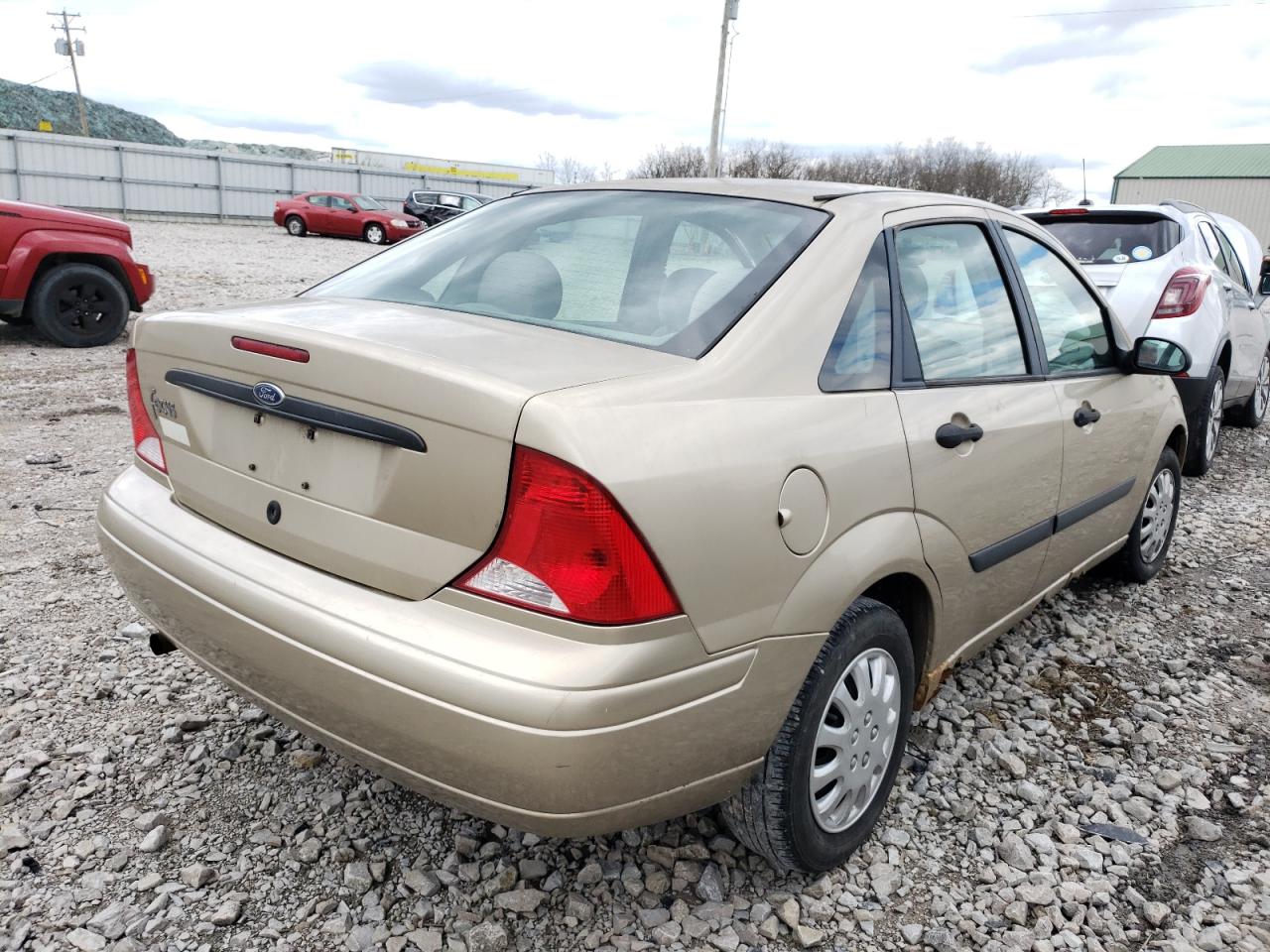 Photo 4 from auction – 2001 FORD FOCUS with VIN 1FAHP33P81W142545