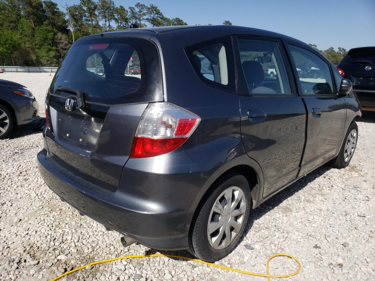 Photo 4 from auction – 2013 HONDA FIT with VIN JHMGE8H31DC027725