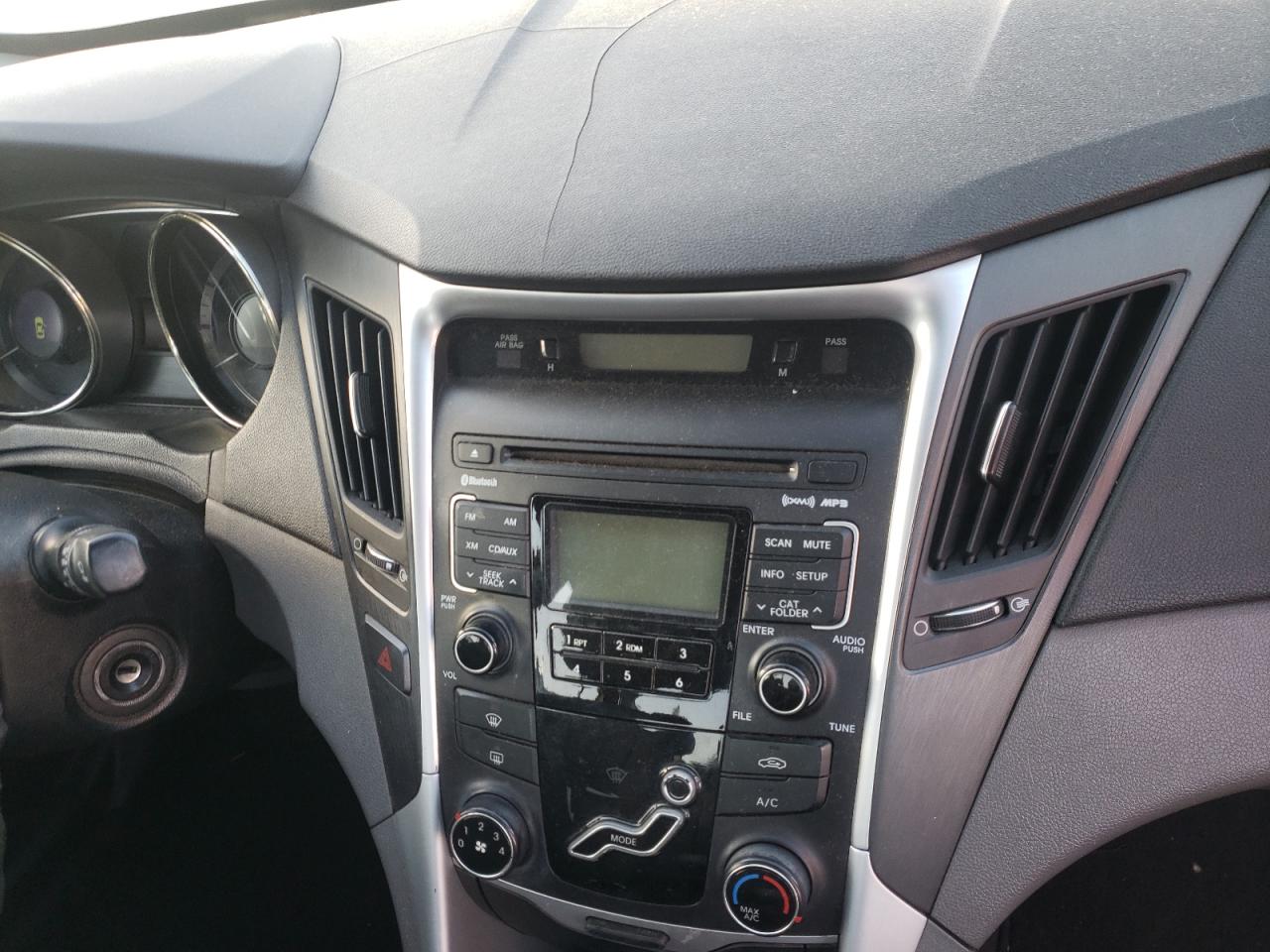 Photo 9 from auction – 2011 HYUNDAI SONATA GLS with VIN 5NPEB4AC3BH253111