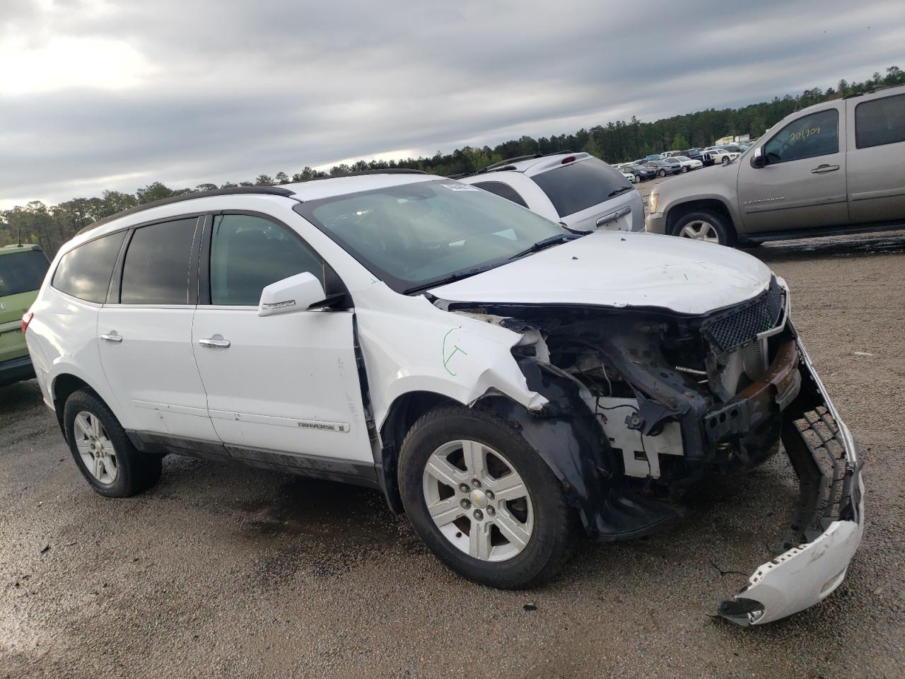 CHEVROLET TRAVERSE L 2009 with VIN 1GNER23D69S169096 - Photo from auction