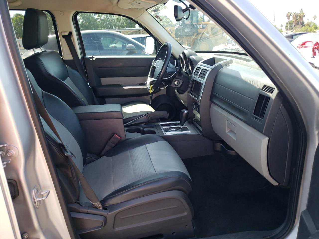 Photo 5 from auction – 2007 DODGE NITRO SLT with VIN 1D8GU58K17W578851