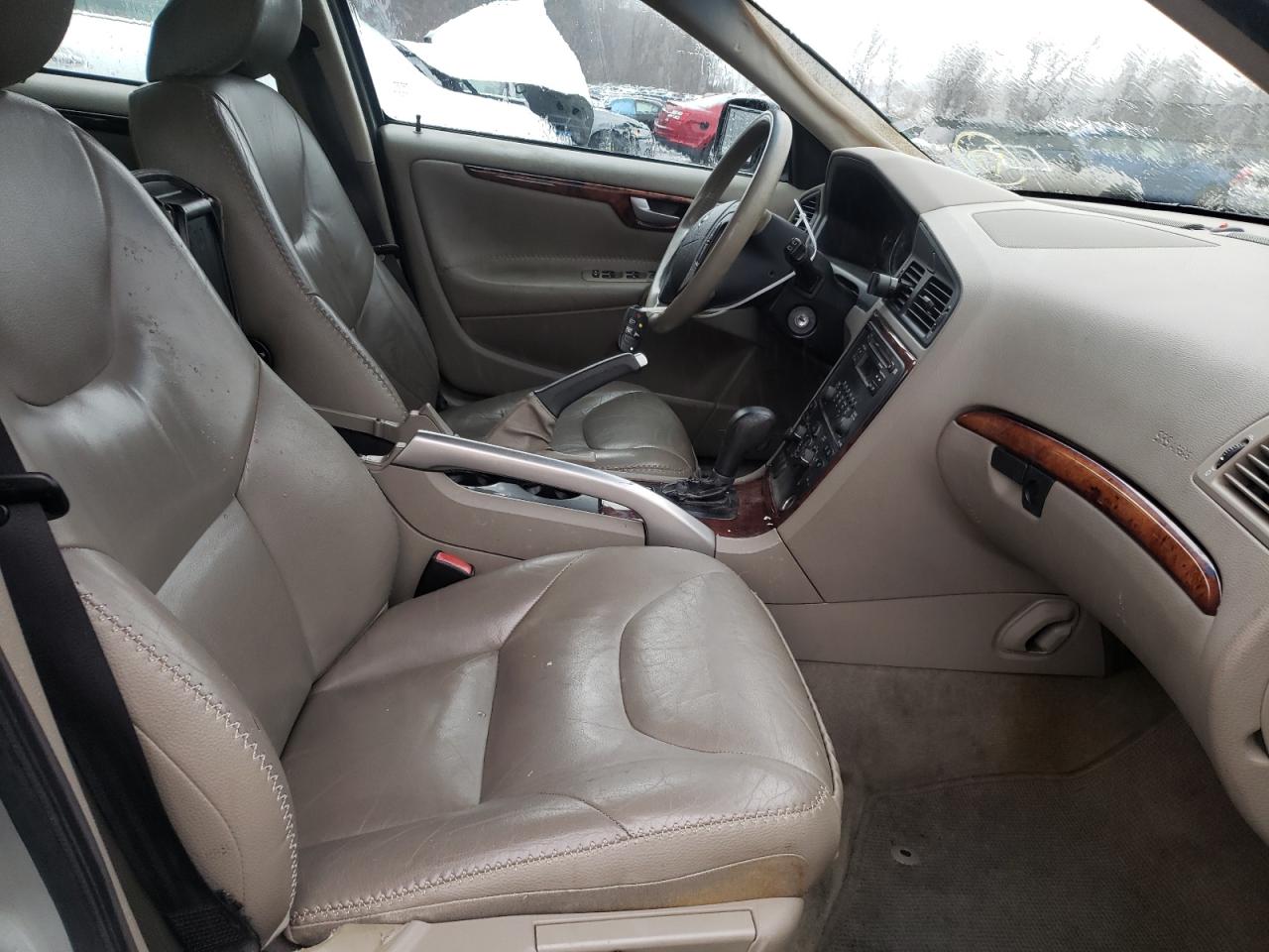 Photo 5 from auction – 2005 VOLVO XC70 with VIN YV1SZ592851193428