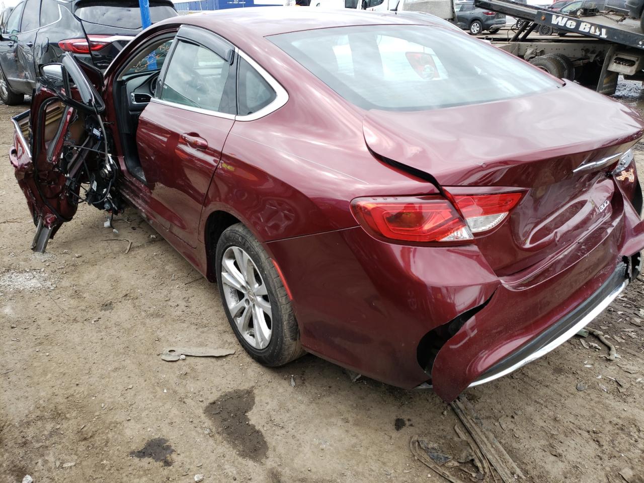 Photo 3 from auction – 2015 CHRYSLER 200 LIMITE with VIN 1C3CCCABXFN526271