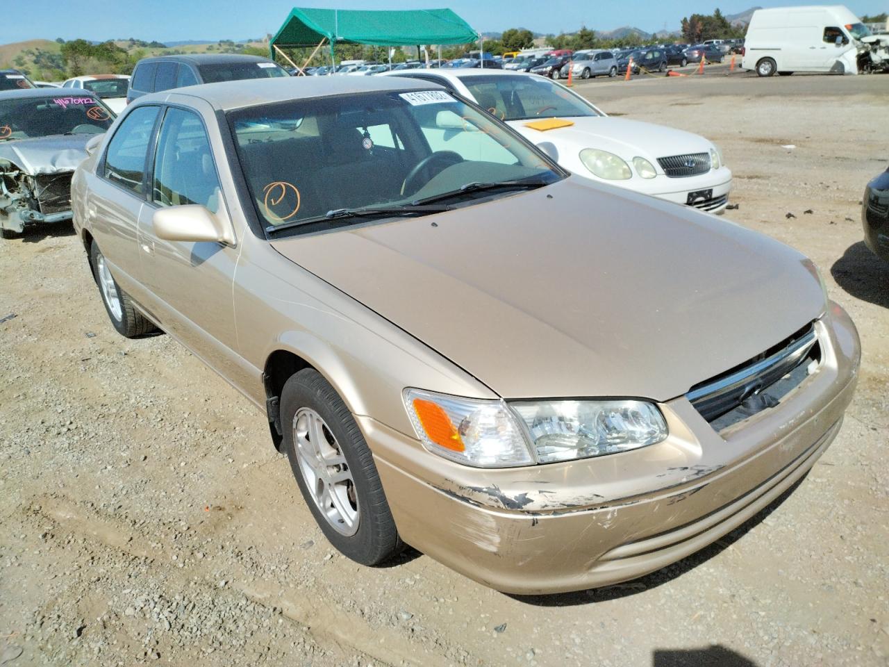 Photo 1 from auction – 2001 TOYOTA CAMRY CE with VIN JT2BG22K810537451