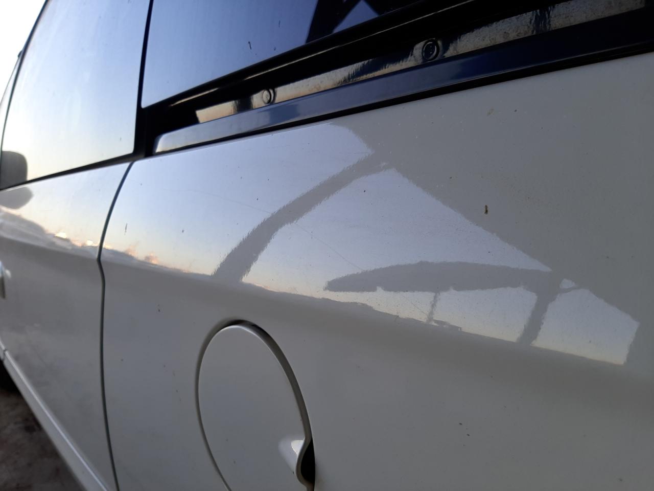 Photo 9 from auction – 2001 CHRYSLER TOWN AND C with VIN 2C8GP44311R240783