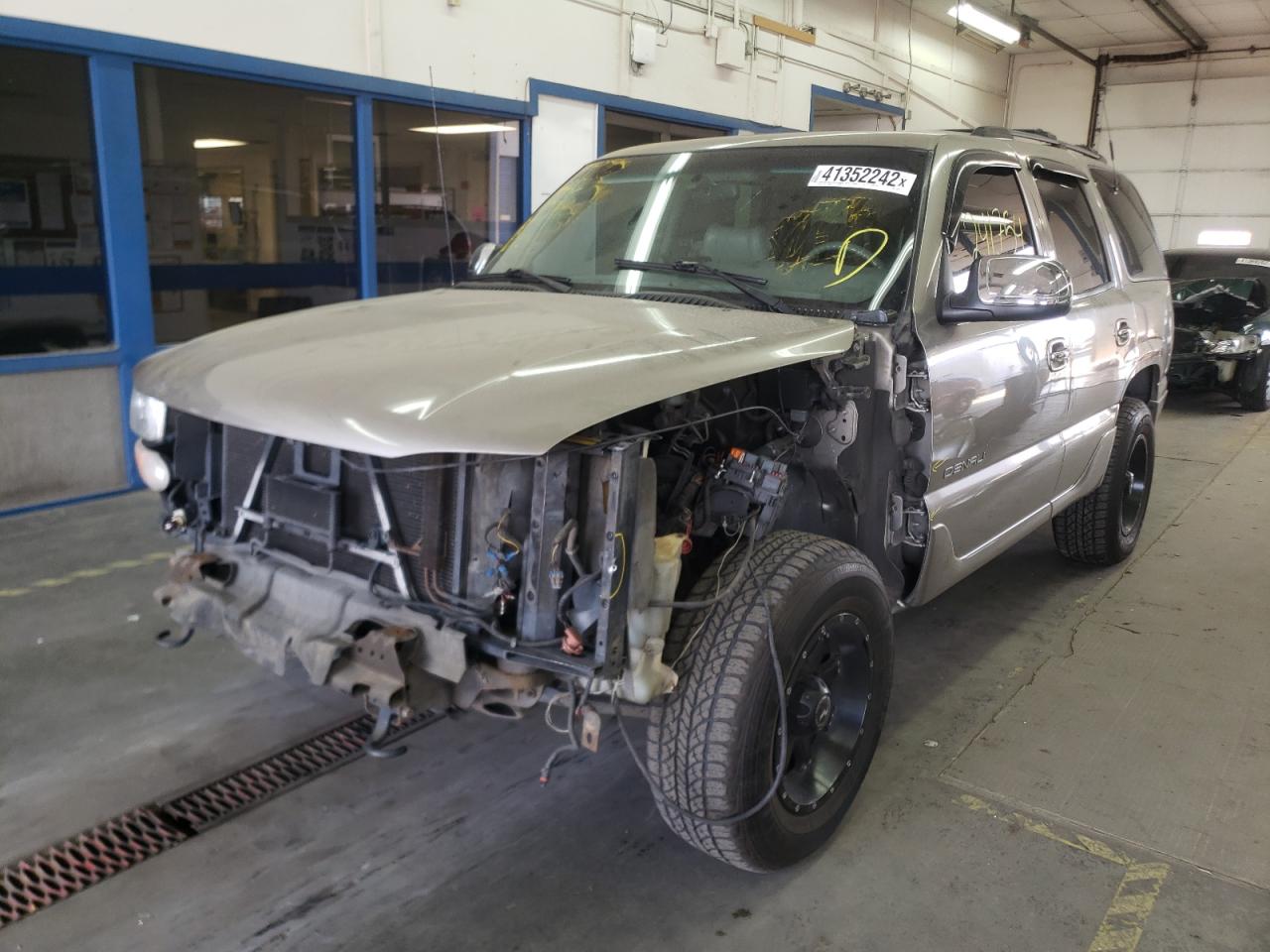 Photo 2 from auction – 2001 GMC DENALI with VIN 1GKEK63U11J266953