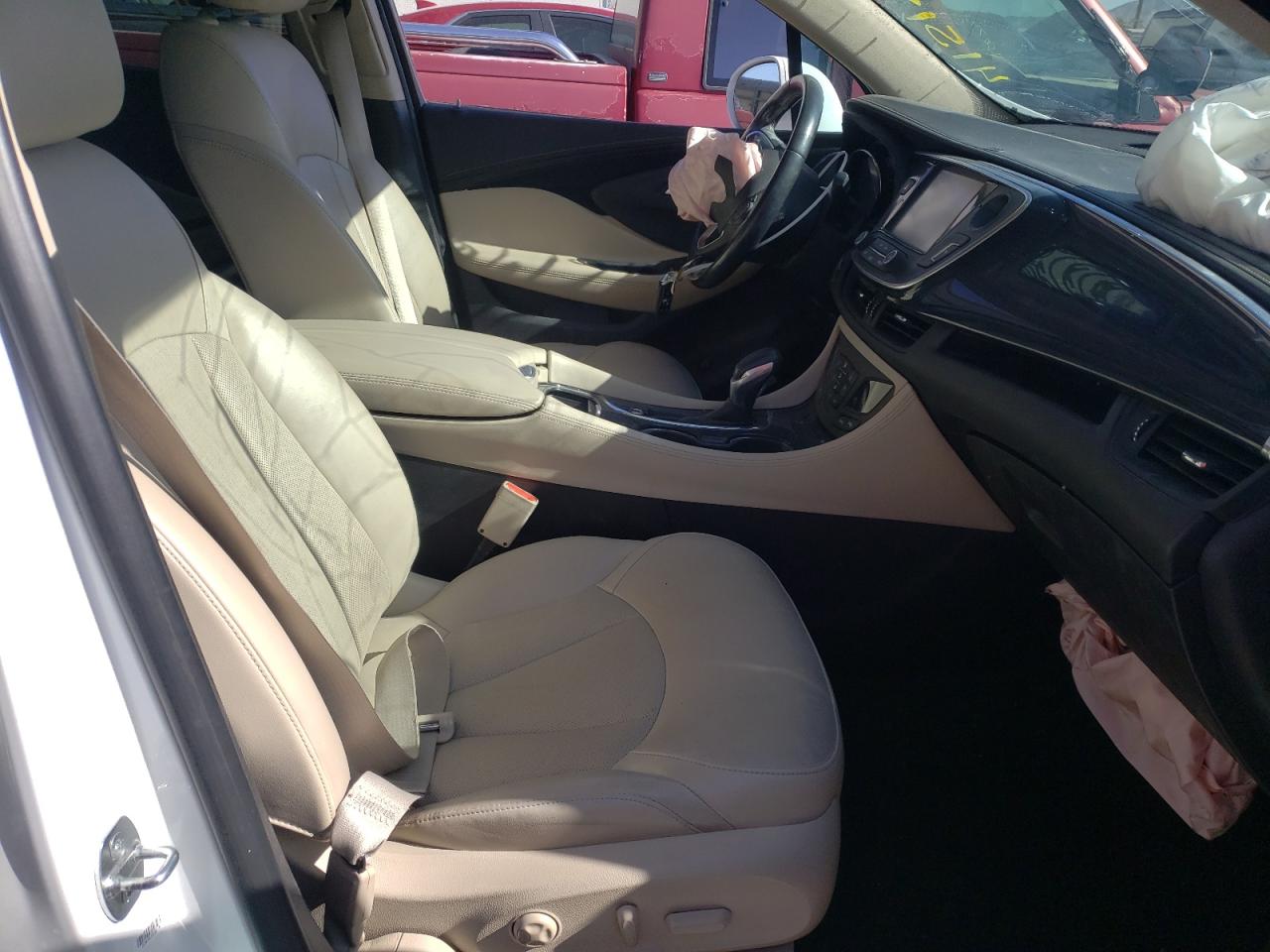 Photo 5 from auction – 2017 BUICK ENVISION E with VIN LRBFXBSAXHD126912