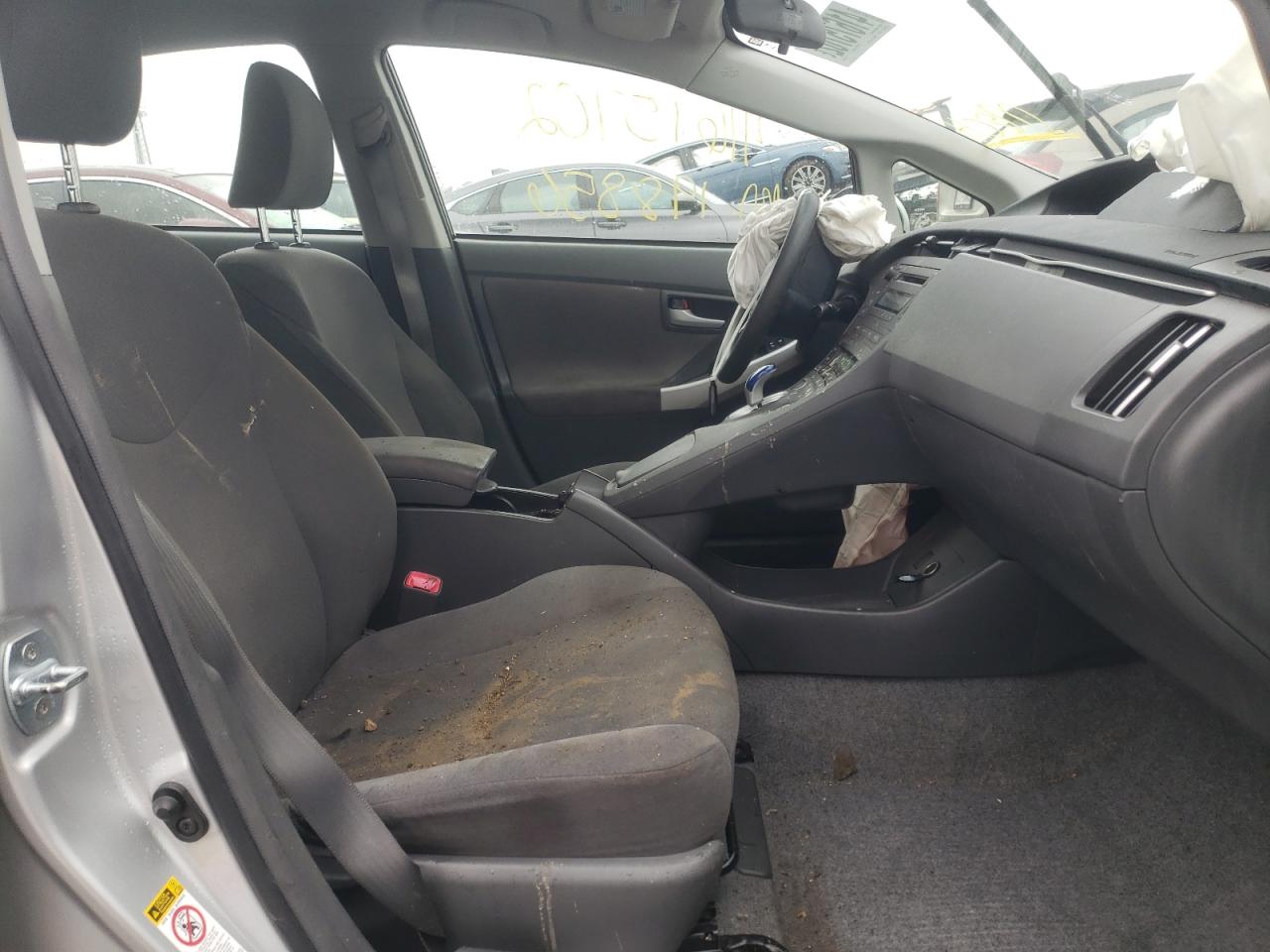 Photo 5 from auction – 2011 TOYOTA PRIUS with VIN JTDKN3DUXB1474026