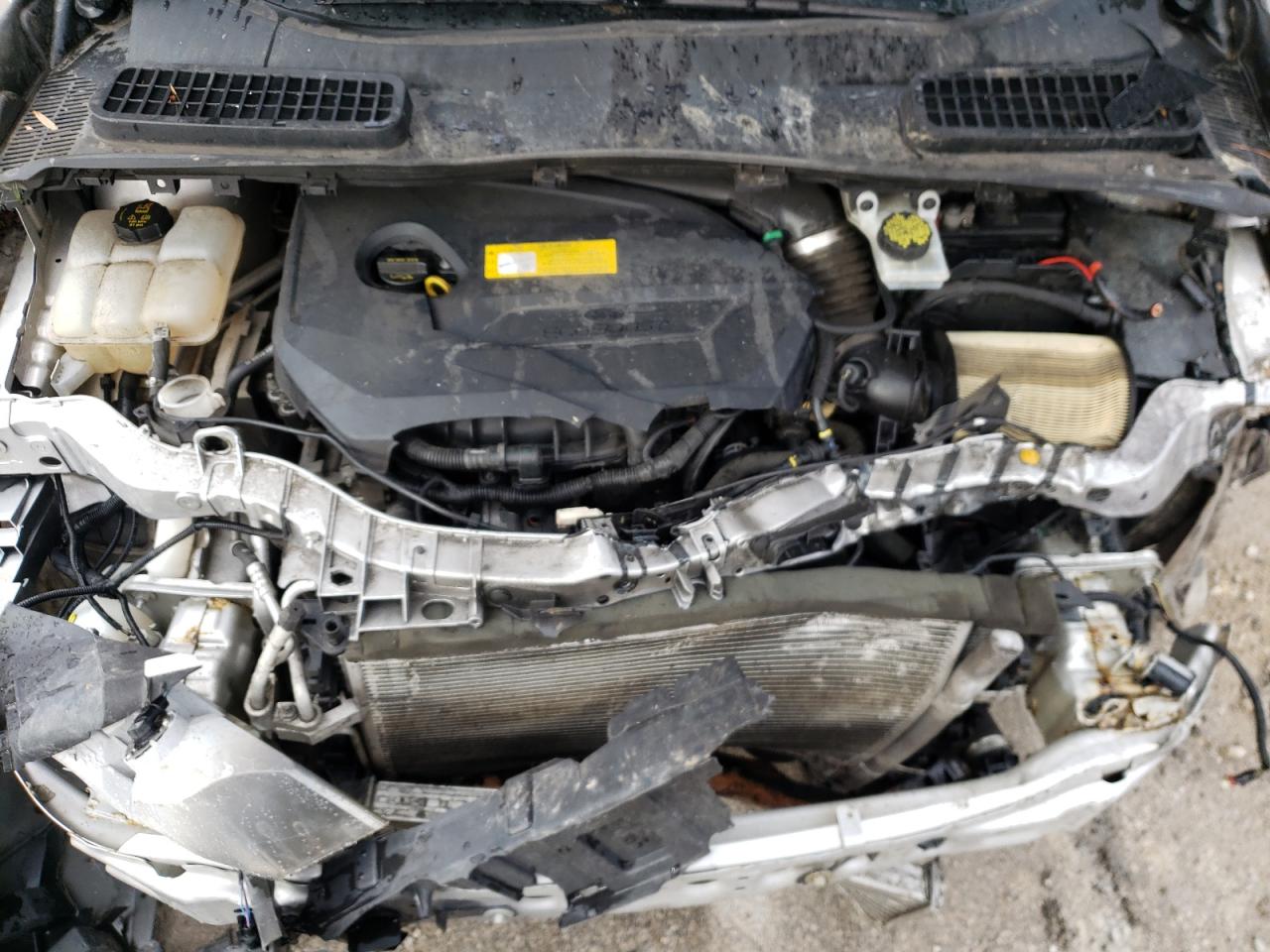 Photo 7 from auction – 2016 FORD ESCAPE SE with VIN 1FMCU9GX7GUC86842