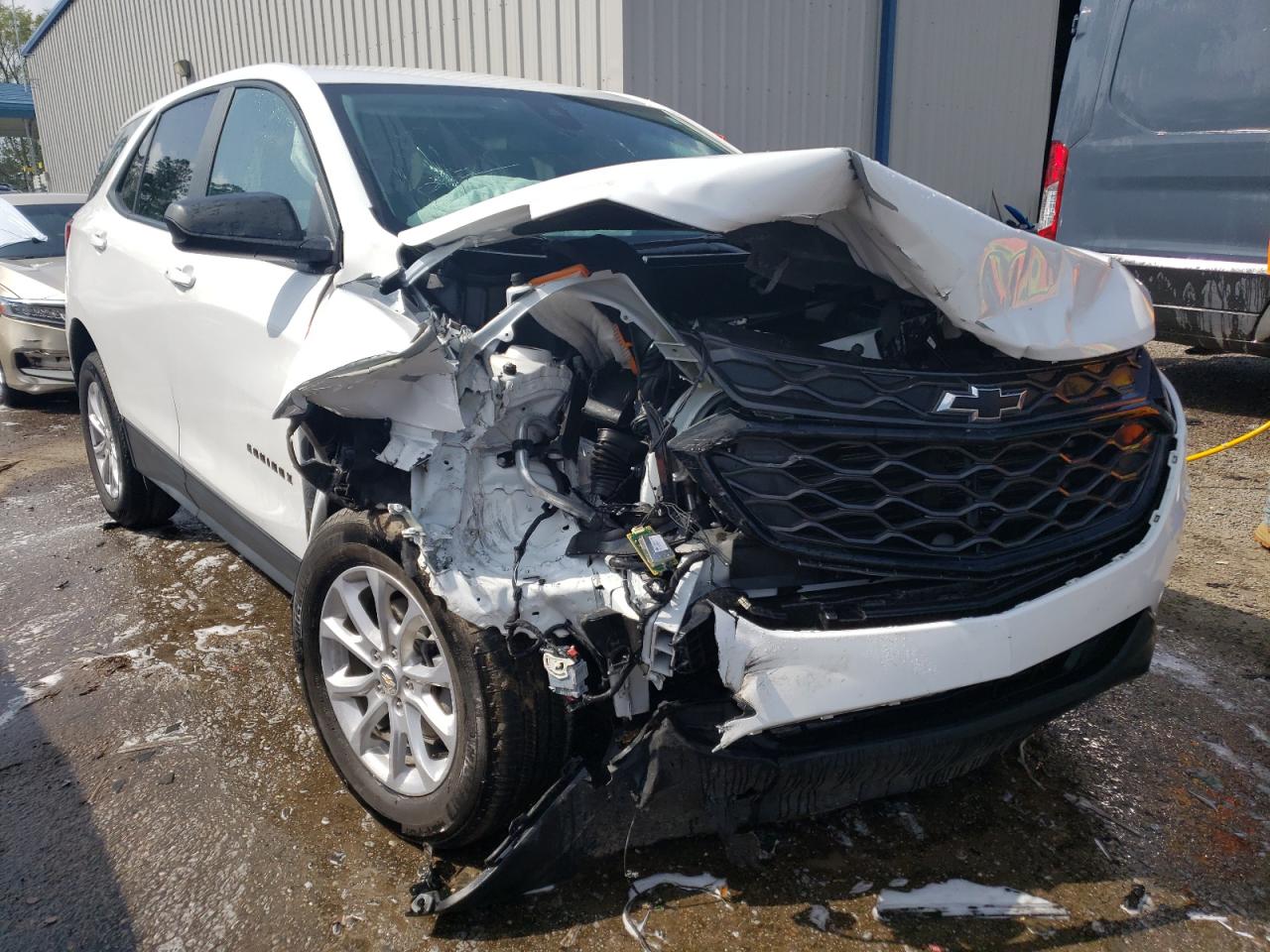 CHEVROLET EQUINOX LS 2021 with VIN 3GNAXHEV5MS164076 - Photo from auction
