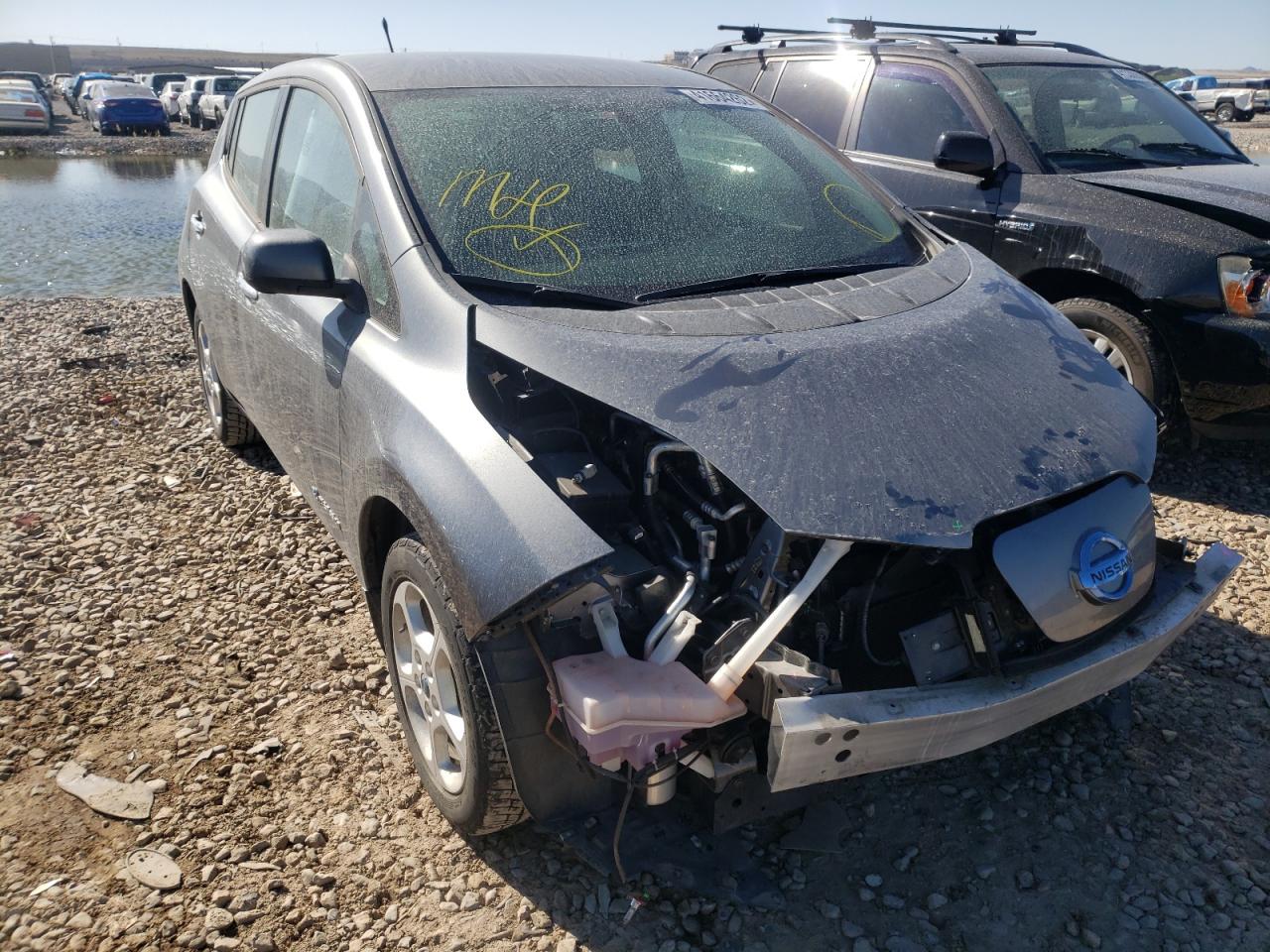 NISSAN LEAF S 2014 with VIN 1N4AZ0CP2EC334769 - Photo from auction