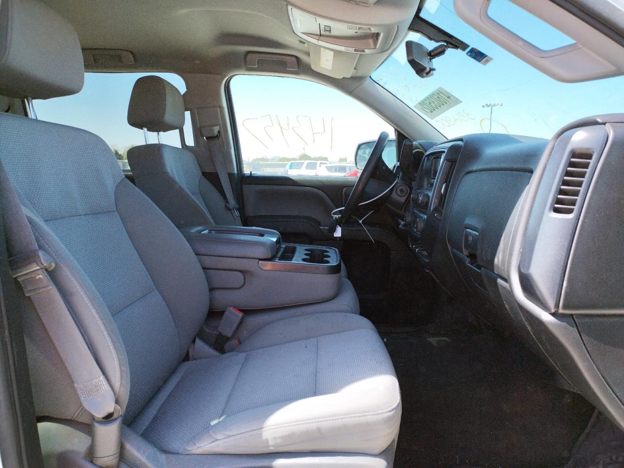 Photo 5 from auction – 2015 CHEVROLET SILVERADO with VIN 3GCPCPEH1FG352800